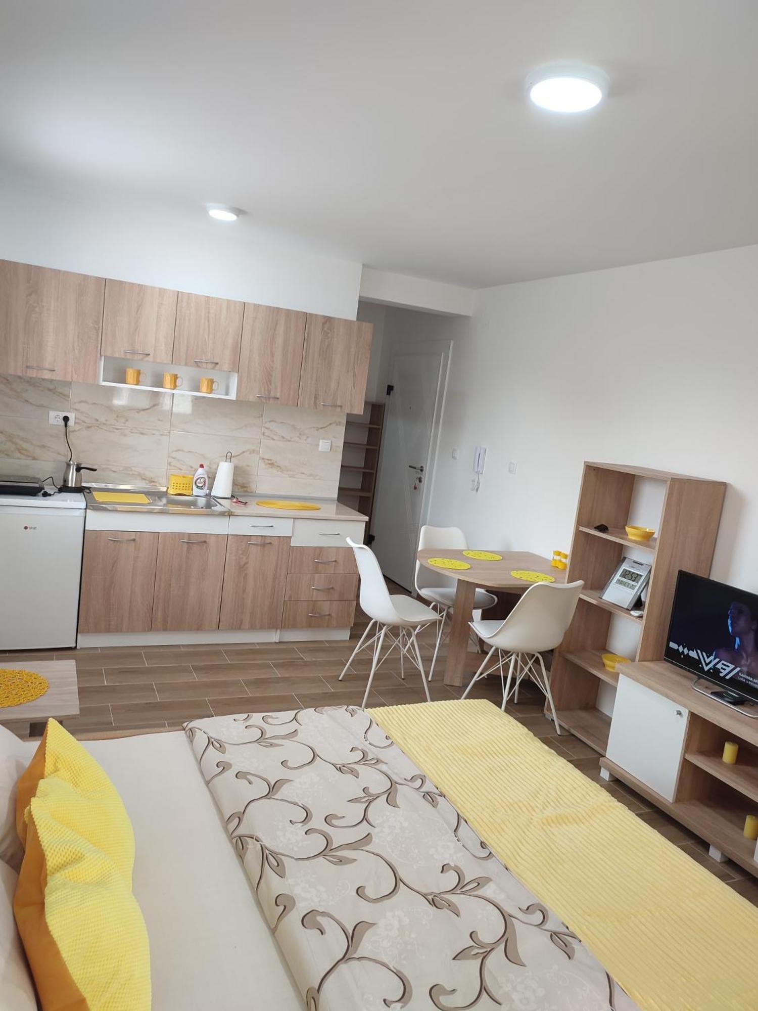 Hn Lux & Spa Veliko Gradište Екстериор снимка